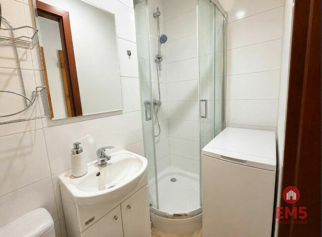 22m2 p/remoncie Stołeczna Białystok IIp 310000 tel 666726744