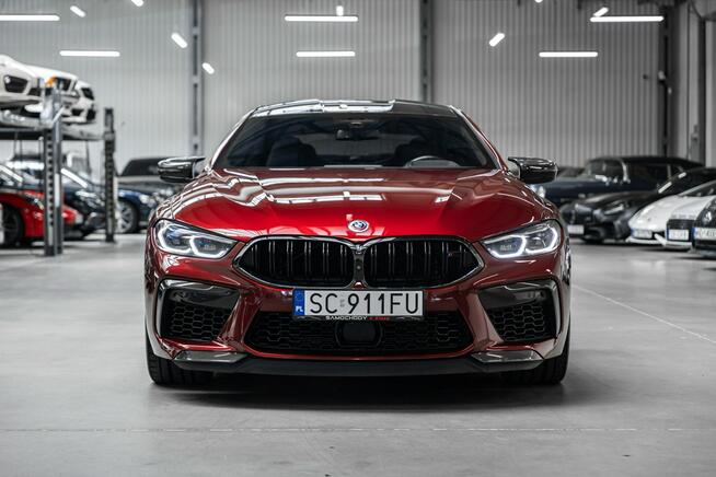 BMW M8 Competition. Salon Polska. Aventurine Red Individual.