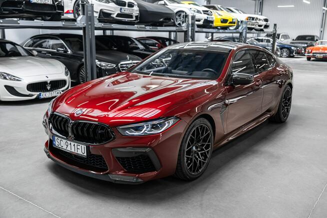 BMW M8 Competition. Salon Polska. Aventurine Red Individual.