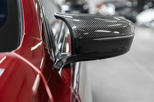 BMW M8 Competition. Salon Polska. Aventurine Red Individual.