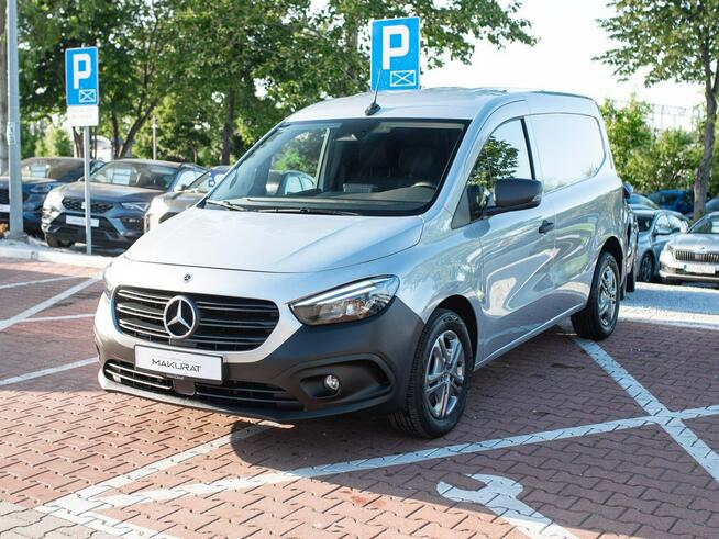 DX68536#CITAN 110 CDI L1 Ekran dotyk K.cof Salon PL VAT23%