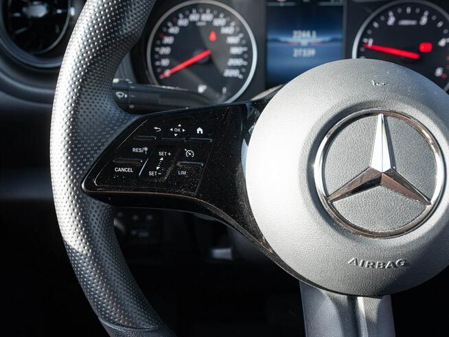DX68536#CITAN 110 CDI L1 Ekran dotyk K.cof Salon PL VAT23%