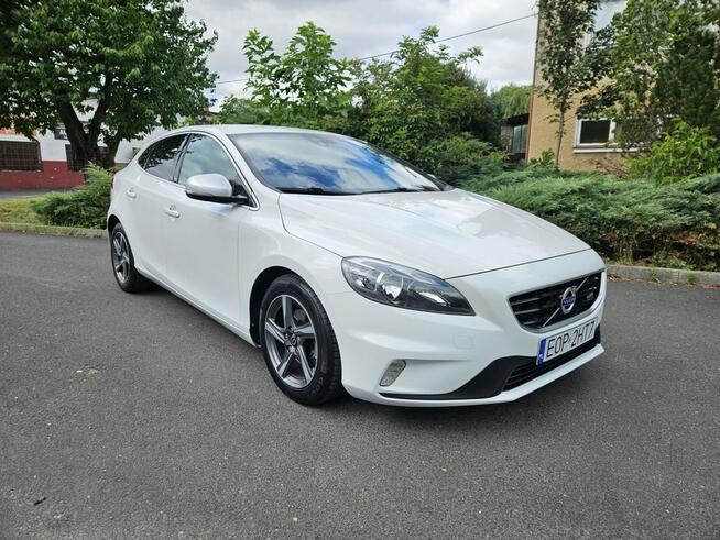 Volvo V40 R-Design* Super Stan* Rok GWARANCJI