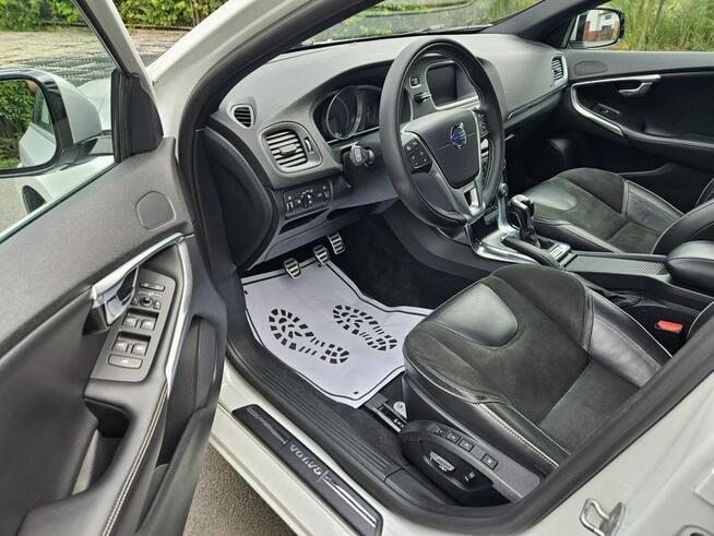 Volvo V40 R-Design* Super Stan* Rok GWARANCJI