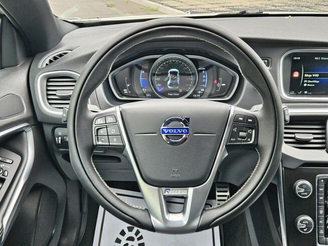Volvo V40 R-Design* Super Stan* Rok GWARANCJI