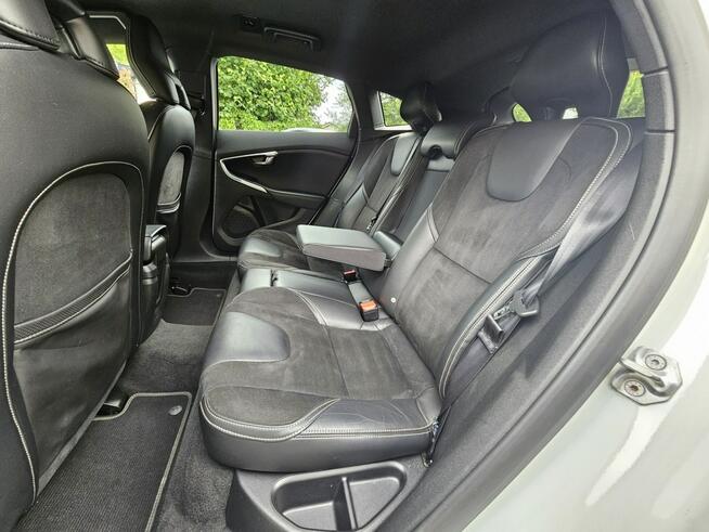 Volvo V40 R-Design* Super Stan* Rok GWARANCJI