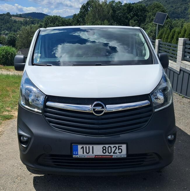 Opel Vivaro 9-osobowy 1.6 Diesel 122 KM