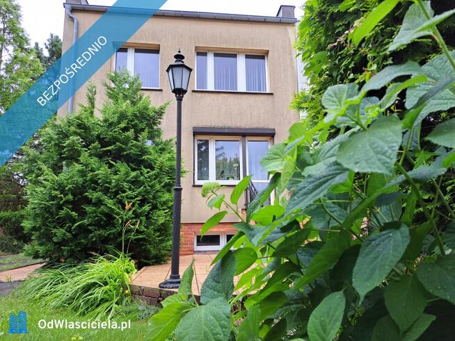 Przestronny bliźniak z ogrodem, tarasem i garażem. pow: 220 m²