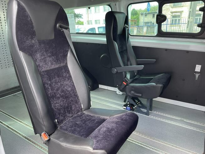 Transit Custom do przewozu Niepełnosprawnych Wózki inwalida Rrampa