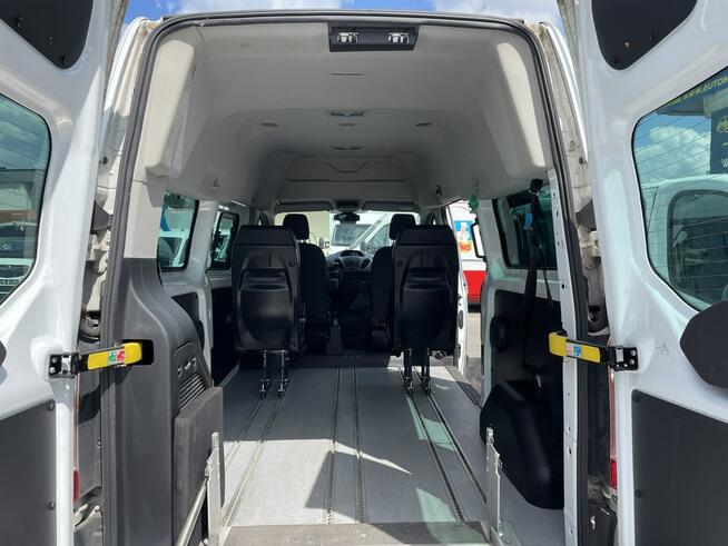 Transit Custom do przewozu Niepełnosprawnych Wózki inwalida Rrampa