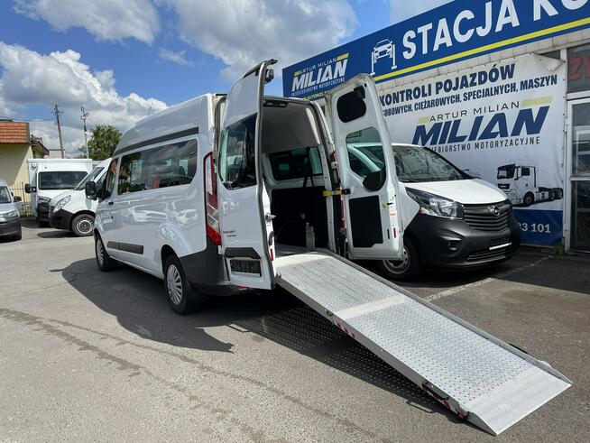 Transit Custom do przewozu Niepełnosprawnych Wózki inwalida Rrampa
