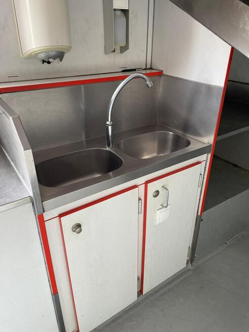 Renault Master Autosklep wędlin Gastronomiczna food truck foodtruck sklep Borco