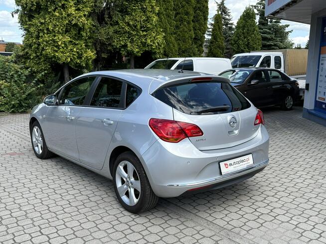 Opel Astra 1.4 Podgrzewane fotele, kierownica, Gwarancja