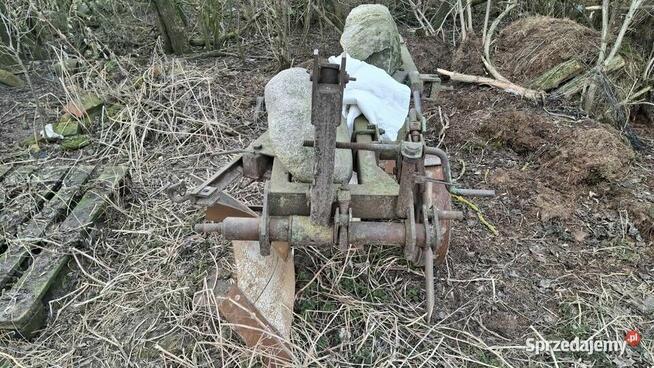 Pług 3 skibowy