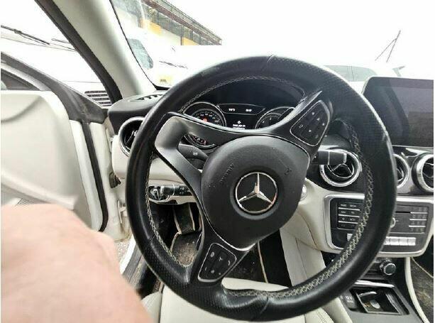 Syndyk sprzeda Mercedes-Benz CLA 200 MR’16 E6 117