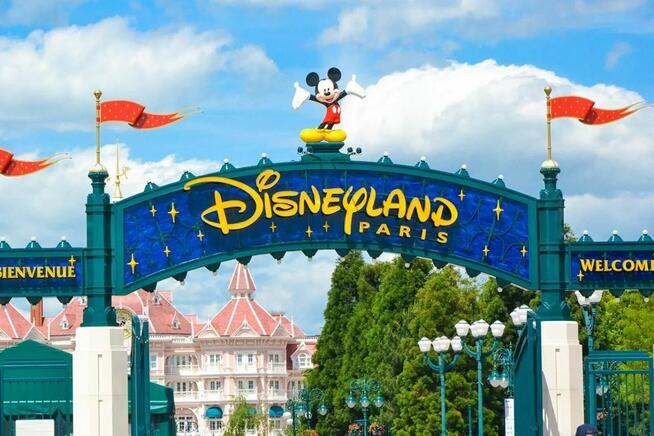 Bajkowy Disneyland - wycieczka samolotowa
