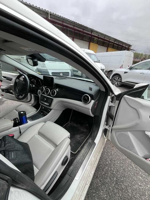 Syndyk sprzeda Mercedes-Benz CLA 200 MR’16 E6 117