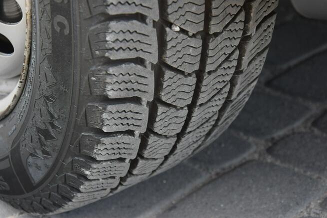 Volkswagen T5 2.0TDI 8 Osobowy Klima Nawiewy Nowy Rozrząd 192 TYS KM Sprowadzony