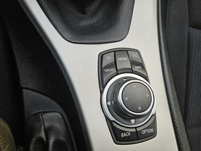 BMW 318 Nawigacja / Podgrzewane fotele / Klimatronic / Parctronic x 2 / itd.