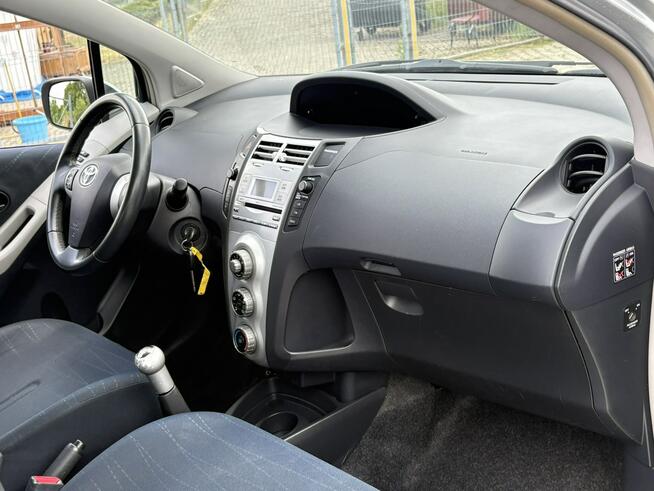 Toyota Yaris Serwisowany * Oryg. Przebieg * Klimatyzacja * Bezwypadkowy *