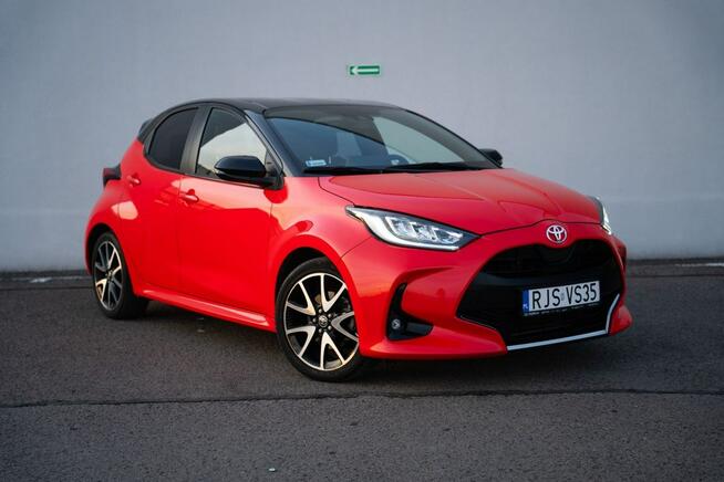 Toyota Yaris TokyoFusion HeadUP Keyless Ambient FullLed ACC Krajowy Virtual