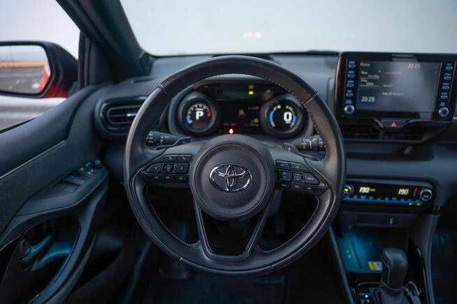 Toyota Yaris TokyoFusion HeadUP Keyless Ambient FullLed ACC Krajowy Virtual