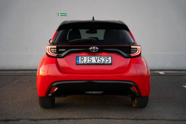 Toyota Yaris TokyoFusion HeadUP Keyless Ambient FullLed ACC Krajowy Virtual
