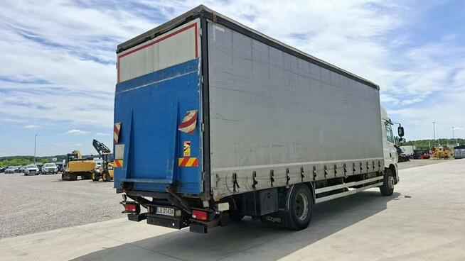 DAF CF 320 FA Space Cab E6 18.0t