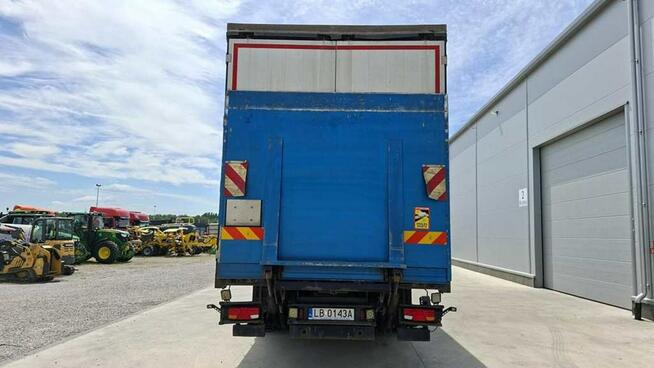 DAF CF 320 FA Space Cab E6 18.0t