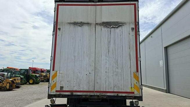DAF CF 320 FA Space Cab E6 18.0t