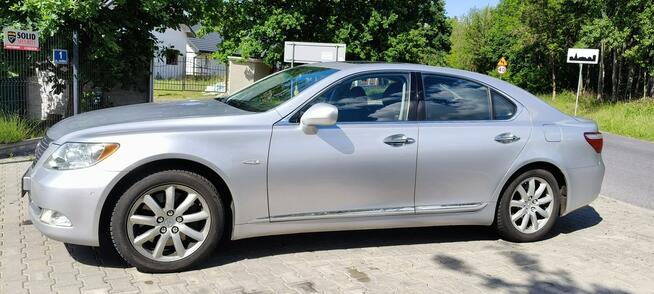 Lexus LS Zadbany. Polecam.
