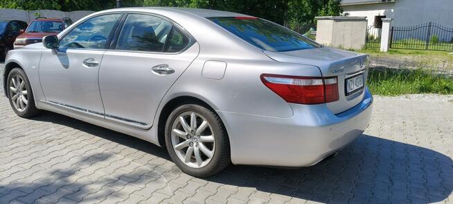 Lexus LS Zadbany. Polecam.
