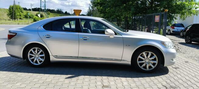 Lexus LS Zadbany. Polecam.