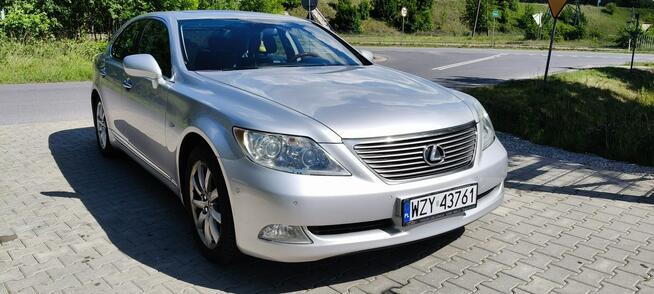 Lexus LS Zadbany. Polecam.