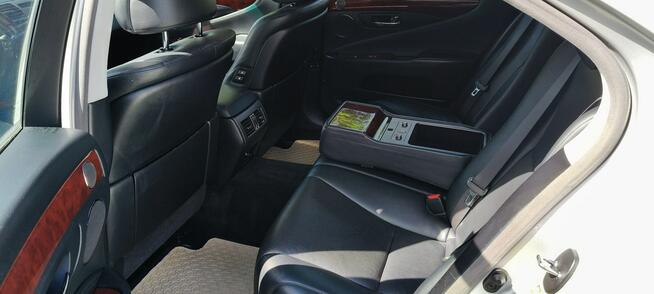Lexus LS Zadbany. Polecam.