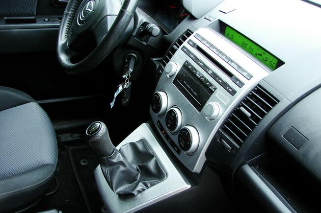 Mazda 5 1.8 E 120 KM 7 Osobowa