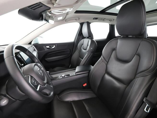 Volvo XC 60 automat full LED skóra el. fotele z pamięcią panorama kamery navi