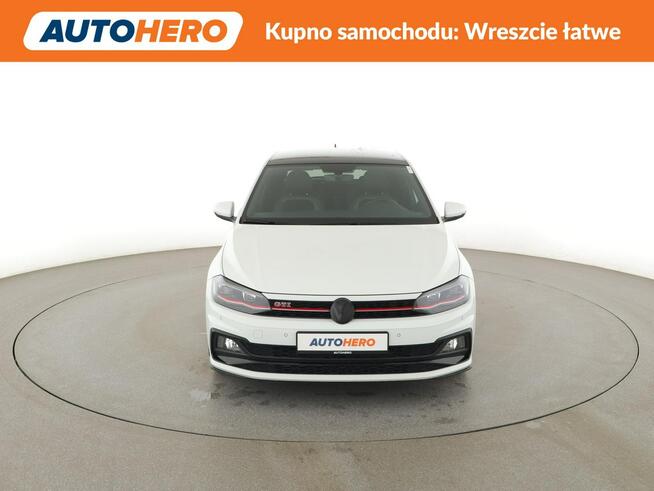 Volkswagen Polo DSG matrix LED virtual cocpit szyberdach klima auto grzane fotele pdc