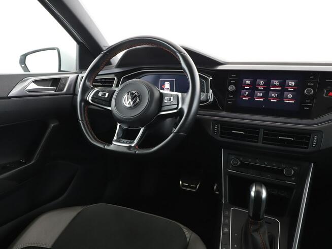 Volkswagen Polo DSG matrix LED virtual cocpit szyberdach klima auto grzane fotele pdc