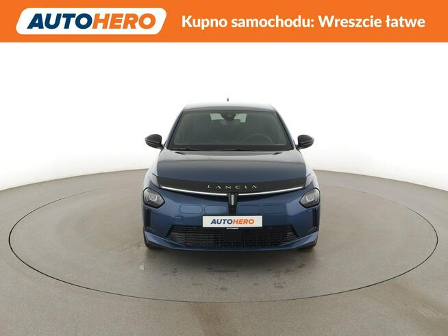 Lancia inny EV automat full LED virtual cocpit navi grzane fotele kamera pdc