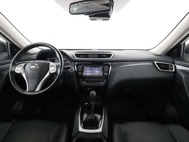 Nissan X-Trail Tekna automat 7-osob. skóra navi kamera360 panorama hak