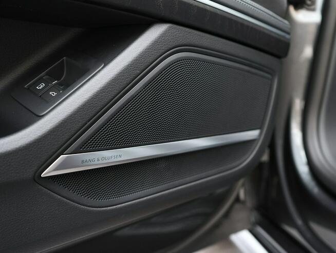 Audi A8 60TFSI e Quattro Long S-LINE B&O Oś Skrętna MatrixDigital HeadUp