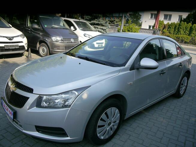 Chevrolet Cruze 1.6b Stan b.dobry bez rdzy i korozji 100%bezwypadkowy Gwarancja 12mcy
