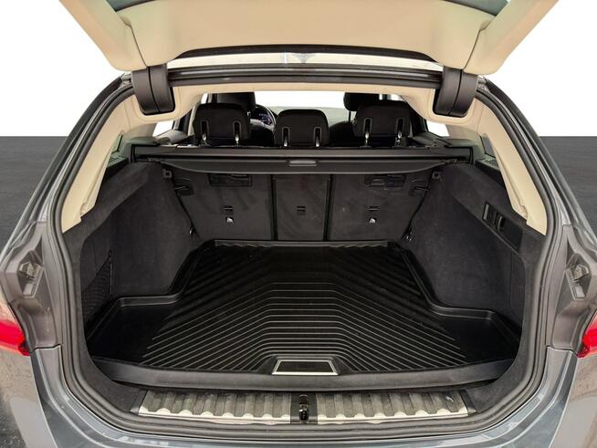 BMW Seria 3 318i aut Kombi