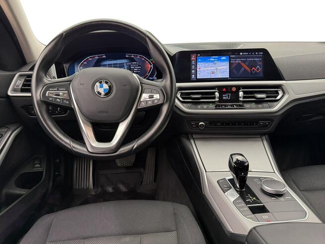 BMW Seria 3 318i aut Kombi