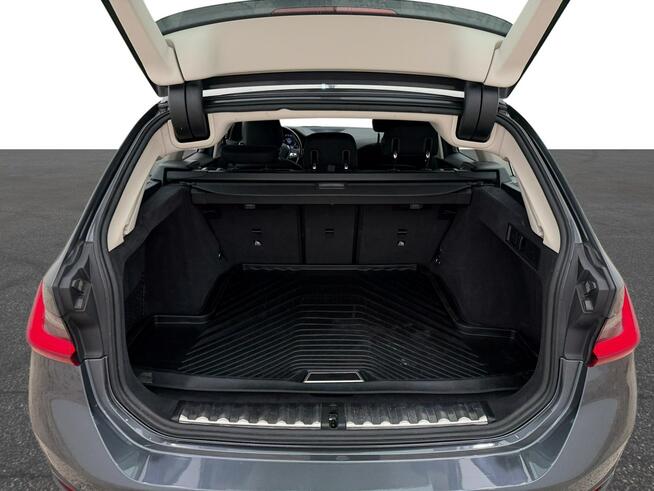 BMW Seria 3 318i aut Kombi