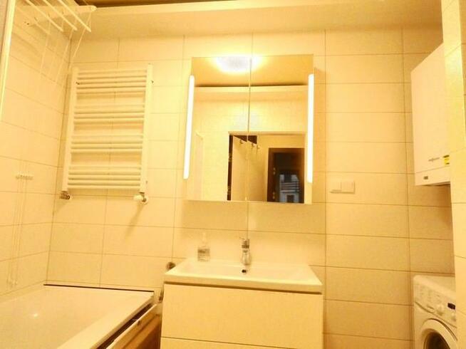 2 pokoje, balkon, komórka, garaż, Żółkiewskiego21A