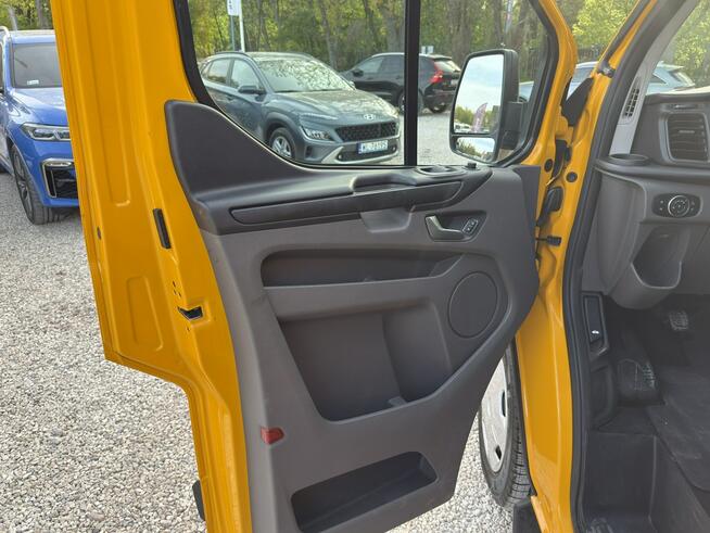 Ford Transit Custom 340 L2H1 Trend! Kamera cofania! Carplay ! Grzane fotele! HAK !