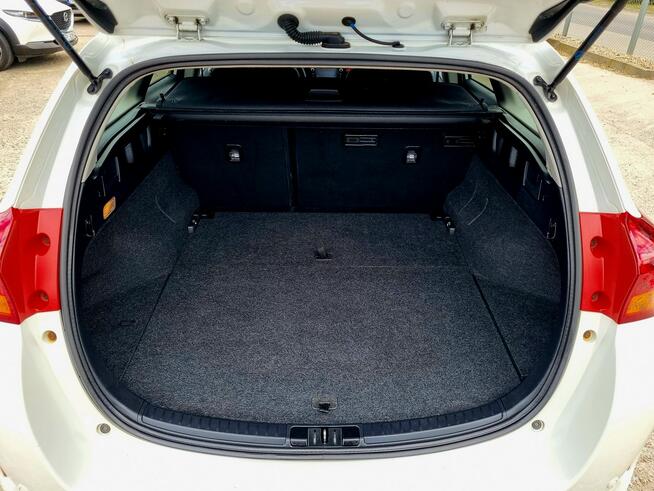 Toyota Auris Hybryda LED Serwis Tempomat Kamera Parktronic Climatronic Gwarancja