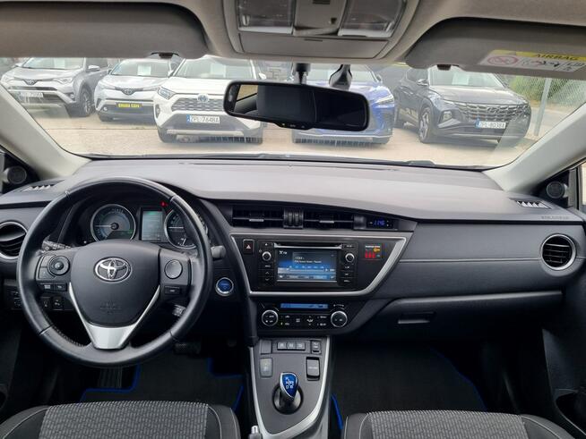 Toyota Auris Hybryda LED Serwis Tempomat Kamera Parktronic Climatronic Gwarancja